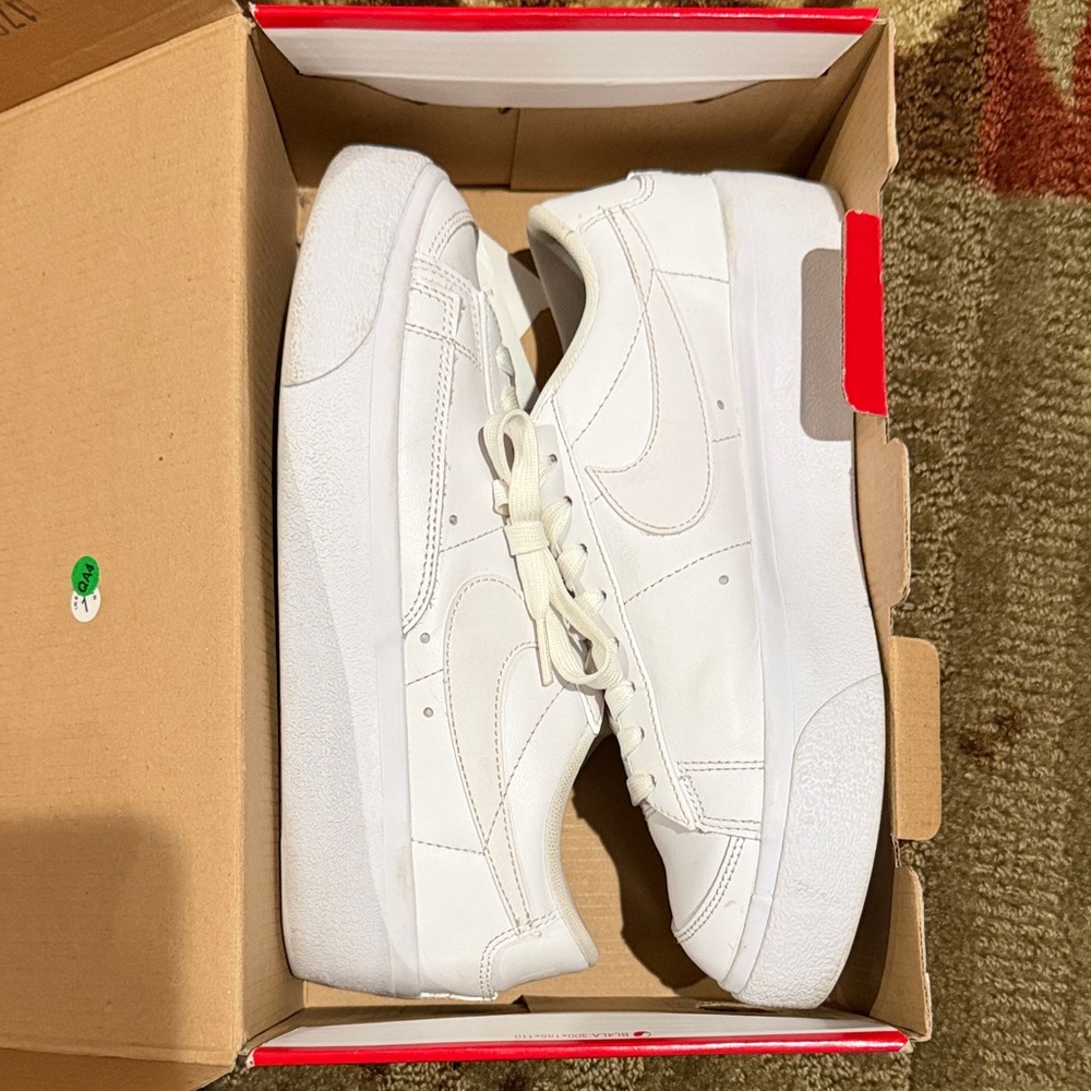 White Nike Sneakers